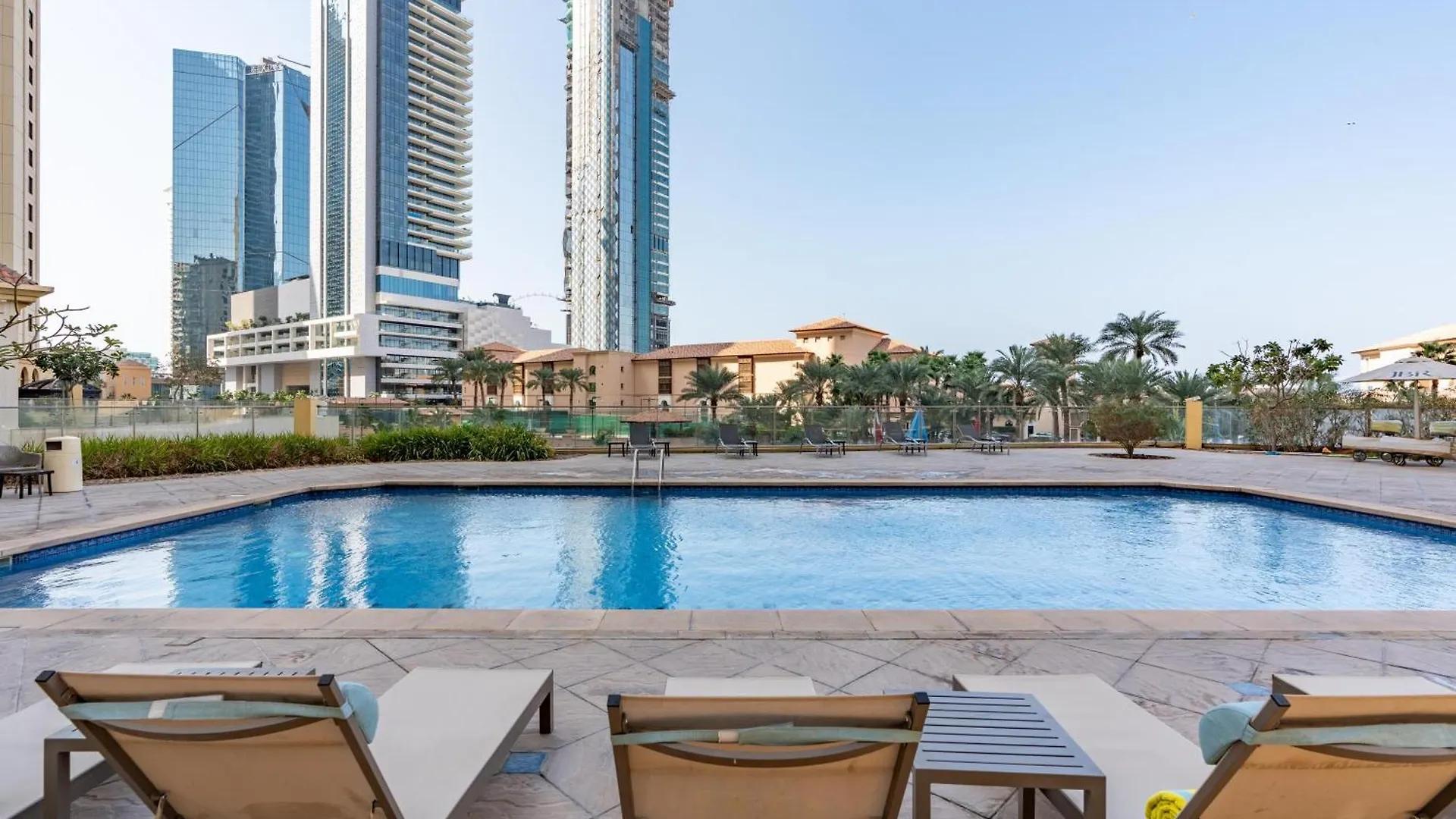 Spacious 1-Bedroom At The Heart Of Jbr Dubai 0*,  Förenade Arabemiraten