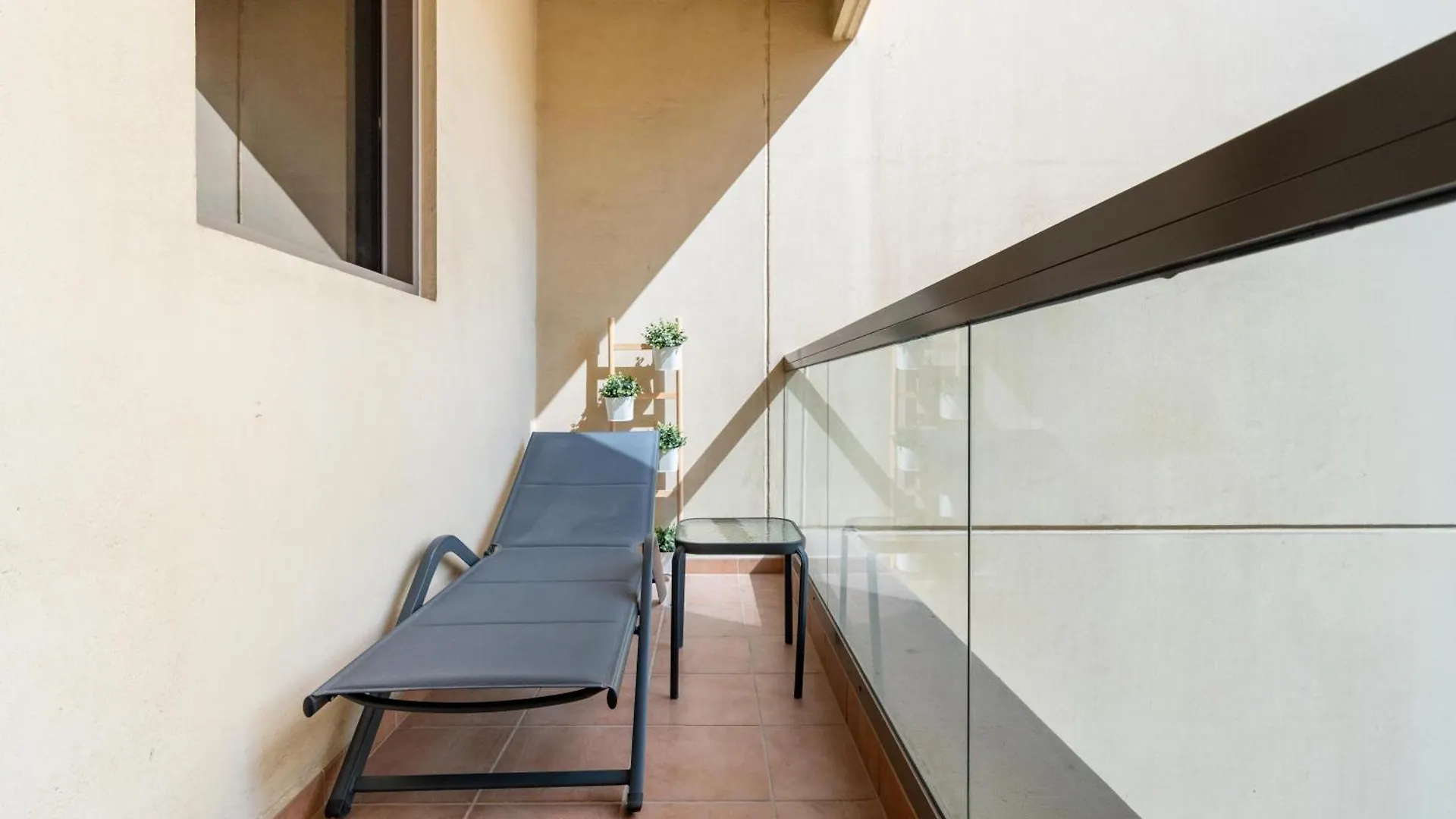 Semesterbostad Spacious 1-Bedroom At The Heart Of Jbr Dubai