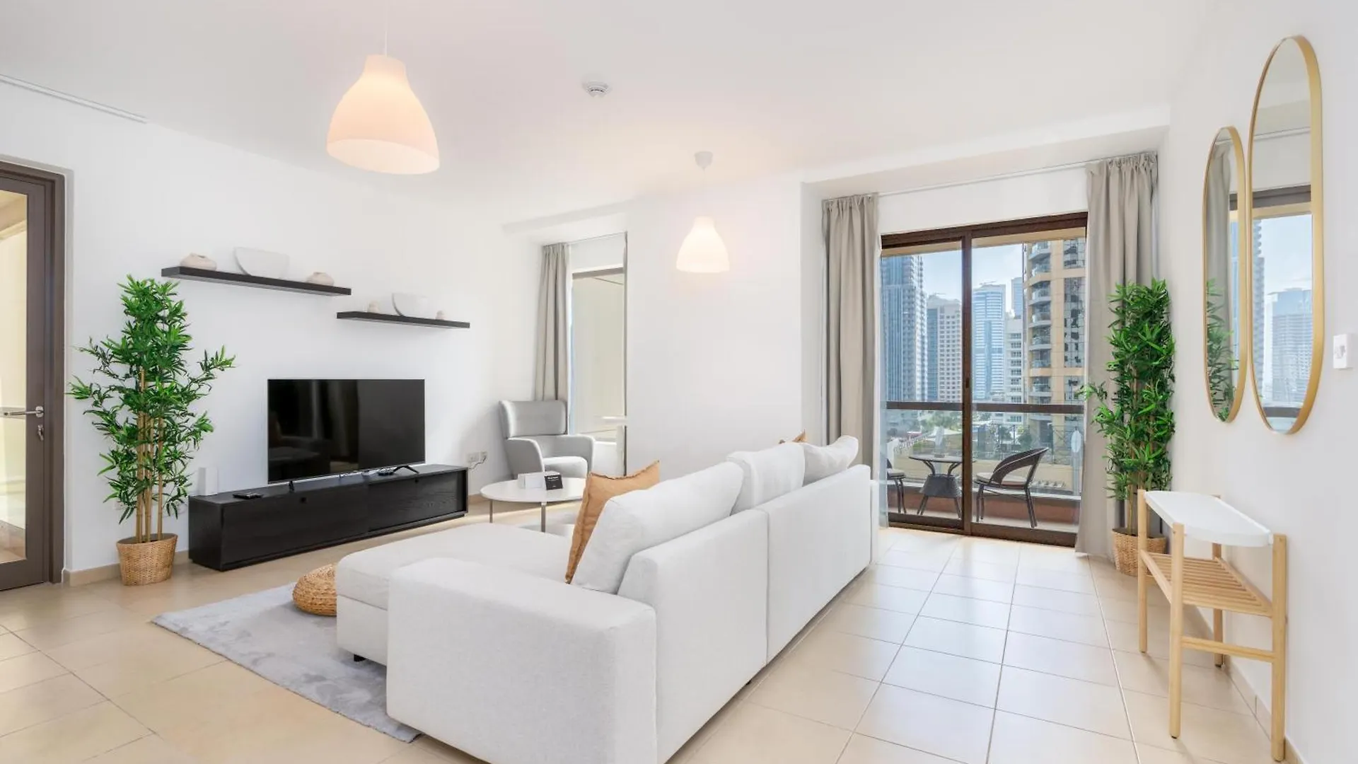 Spacious 1-Bedroom At The Heart Of Jbr Dubai