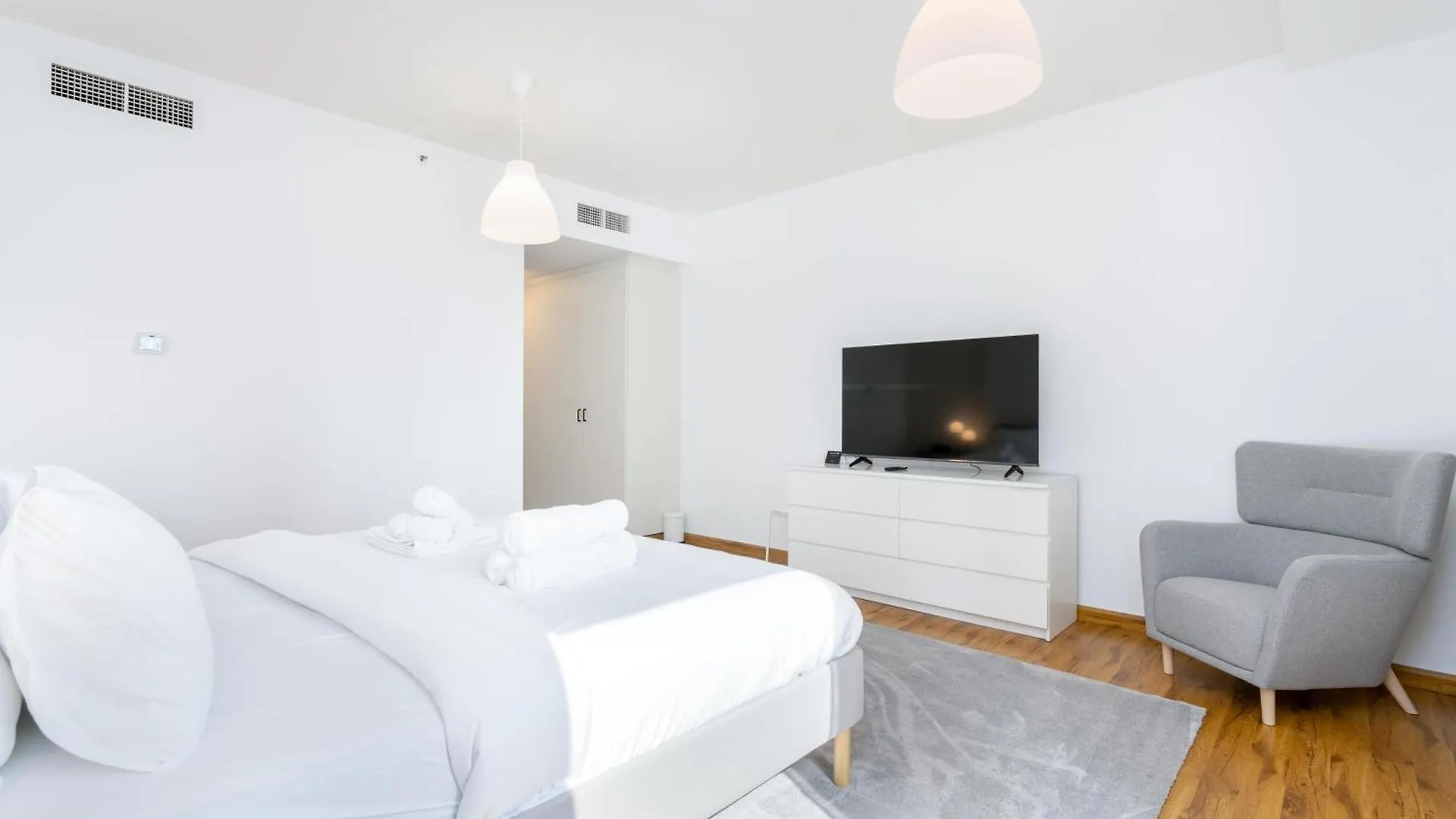 Spacious 1-Bedroom At The Heart Of Jbr Dubai